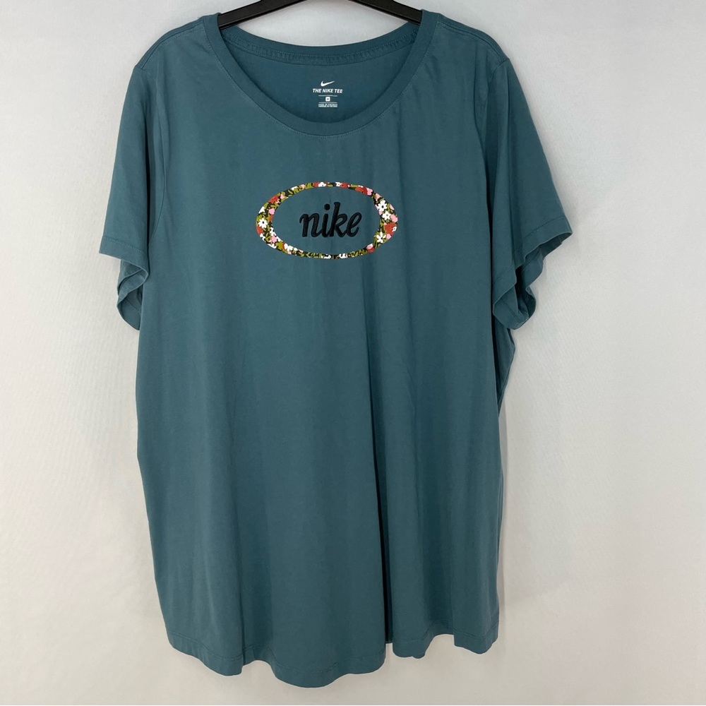 Nike | 3X | Floral Tunic Tee